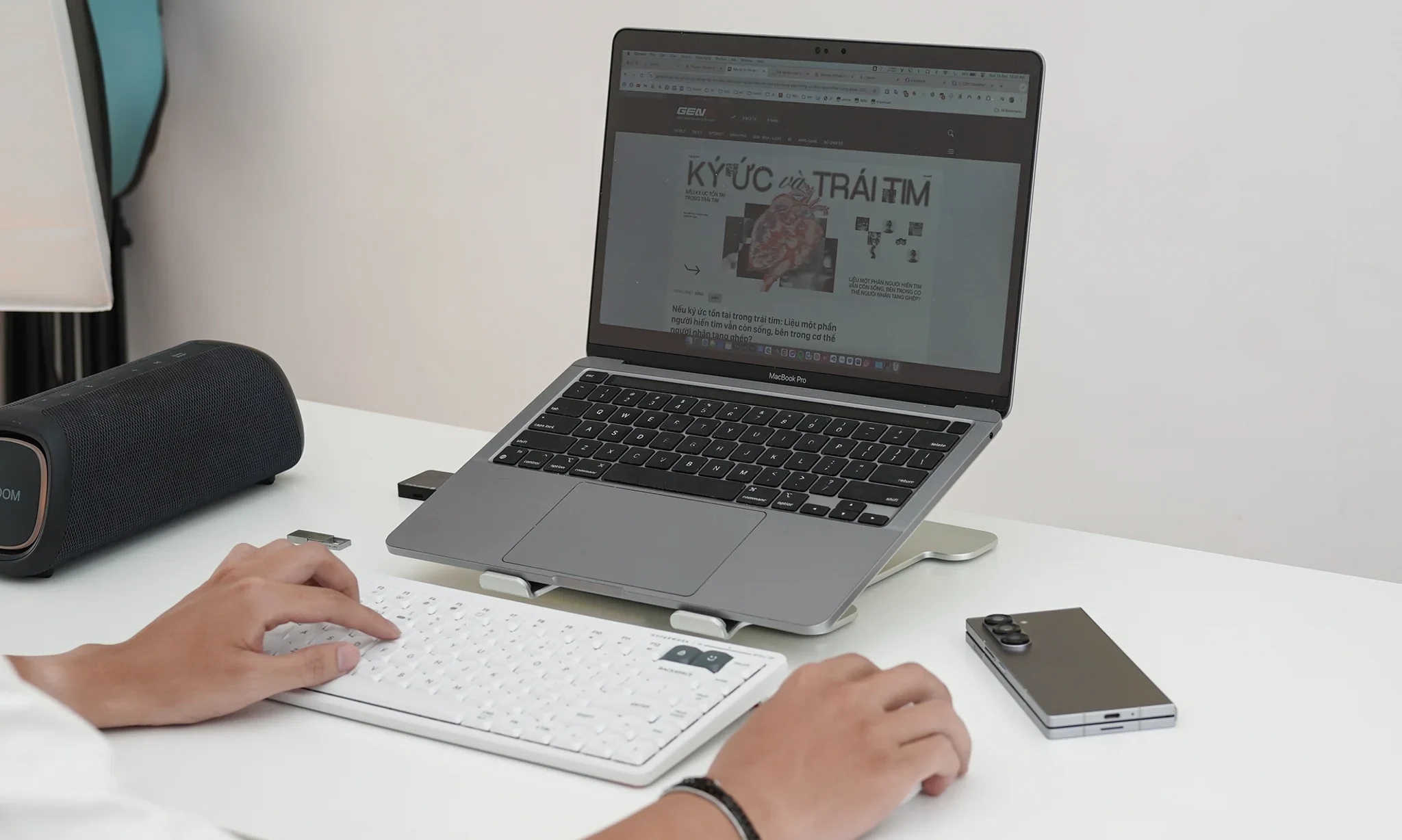 phụ kiện macbook